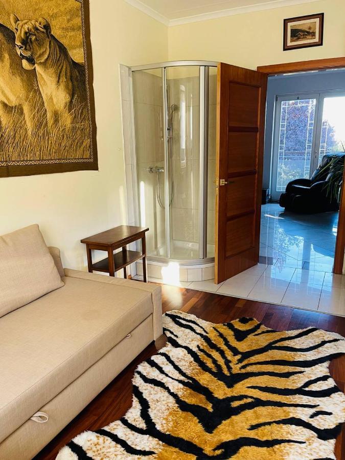 Rosehill Garden Family Villa With A Great Budapest View Bagian luar foto